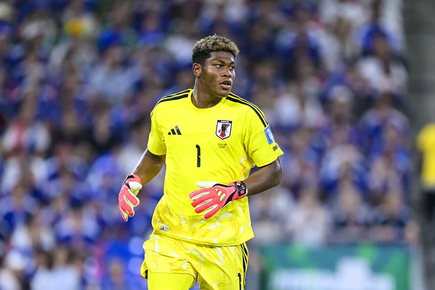 Zion Suzuki PSG